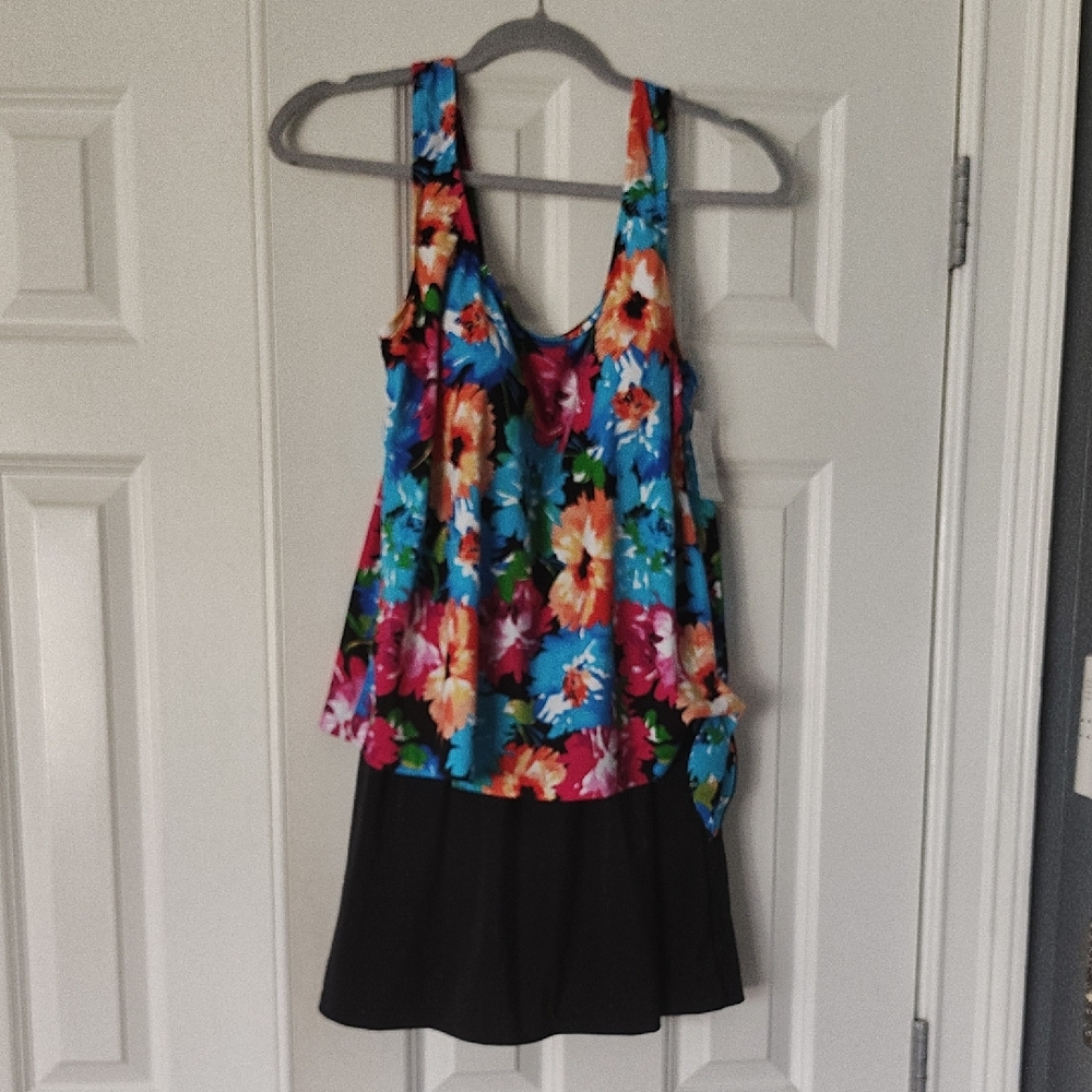 Floral Women's‎ Swim One Piece 16w Bathing Suit With Attached Skirt Floral Nwt